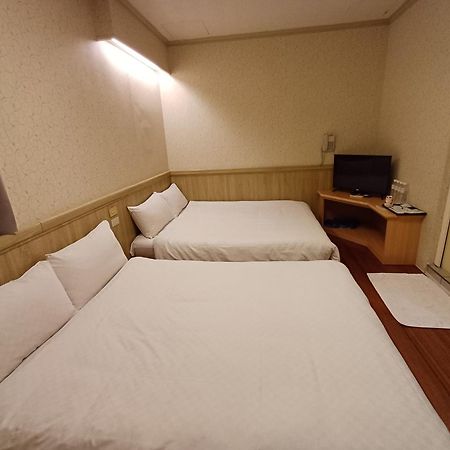 לודונג Long Cherng Hotel מראה חיצוני תמונה