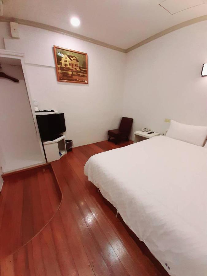 לודונג Long Cherng Hotel מראה חיצוני תמונה